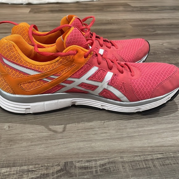 Asics Running shoes - Picture 4 of 7